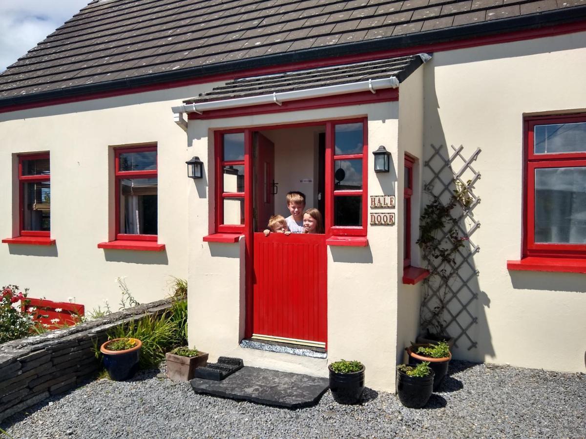 Half Door Cottage Doolin Eksteriør billede
