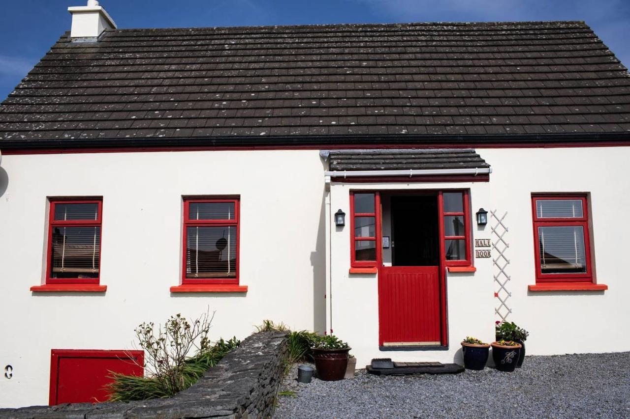 Half Door Cottage Doolin Eksteriør billede