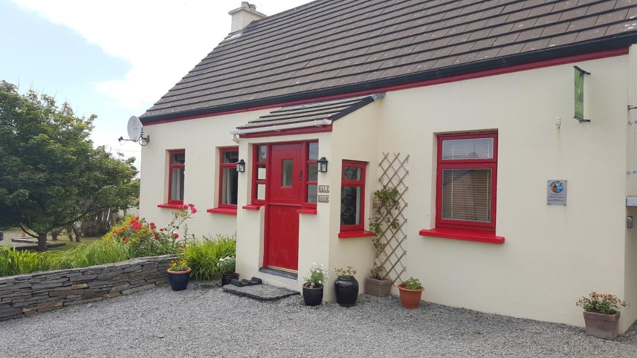 Half Door Cottage Doolin Eksteriør billede
